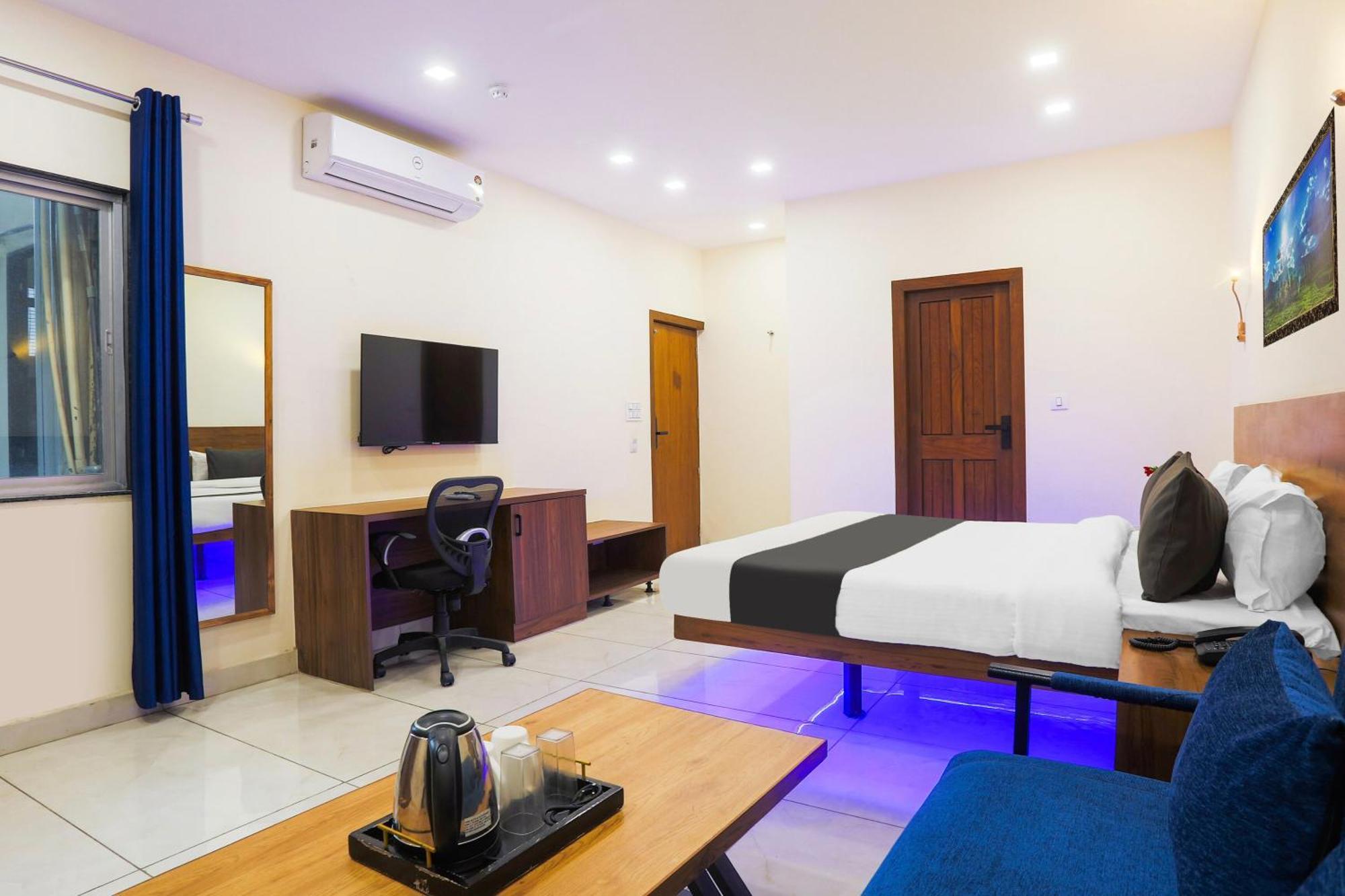 Super Townhouse Vikaspuri Hotel Delhi  Bagian luar foto